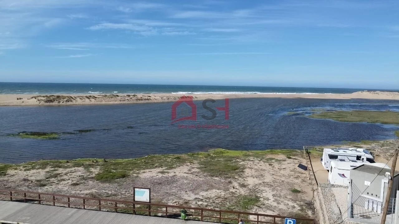 Moradia T1 para Venda em São Pedro da Cadeira Foto 20