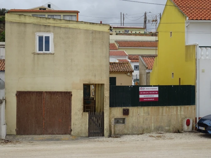 Moradia T1 para Venda em São Pedro da Cadeira Foto 2