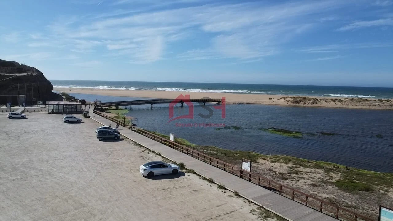 Moradia T1 para Venda em São Pedro da Cadeira Foto 16