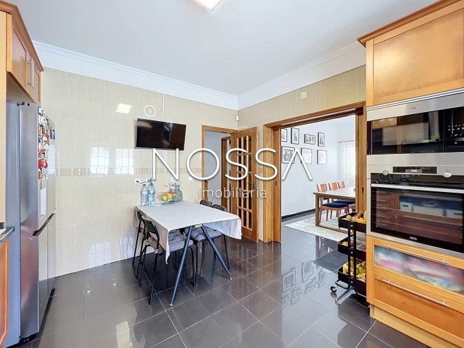 Moradia T5 para Venda em Charneca de Caparica e Sobreda Foto 7