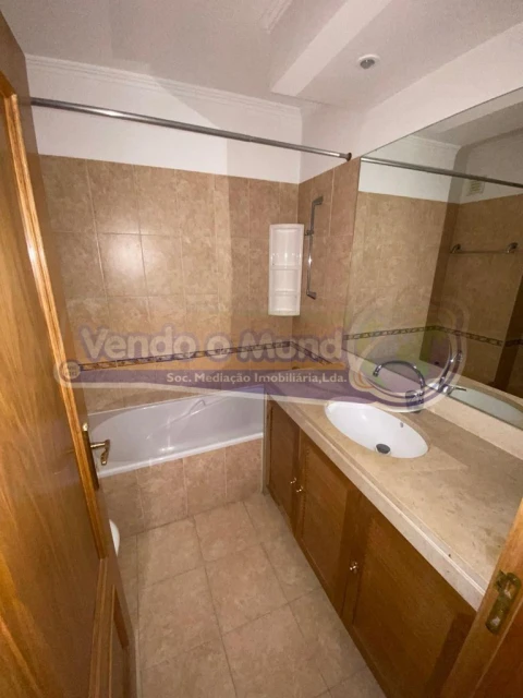 Apartamento T3 para Venda em Samora Correia
