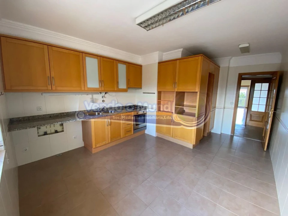 Apartamento T3 para Venda em Samora Correia Foto 2