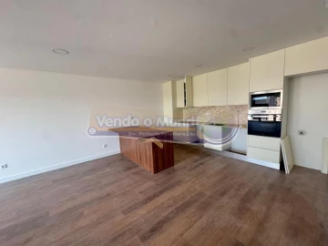Apartamento T3 para Venda em Benavente