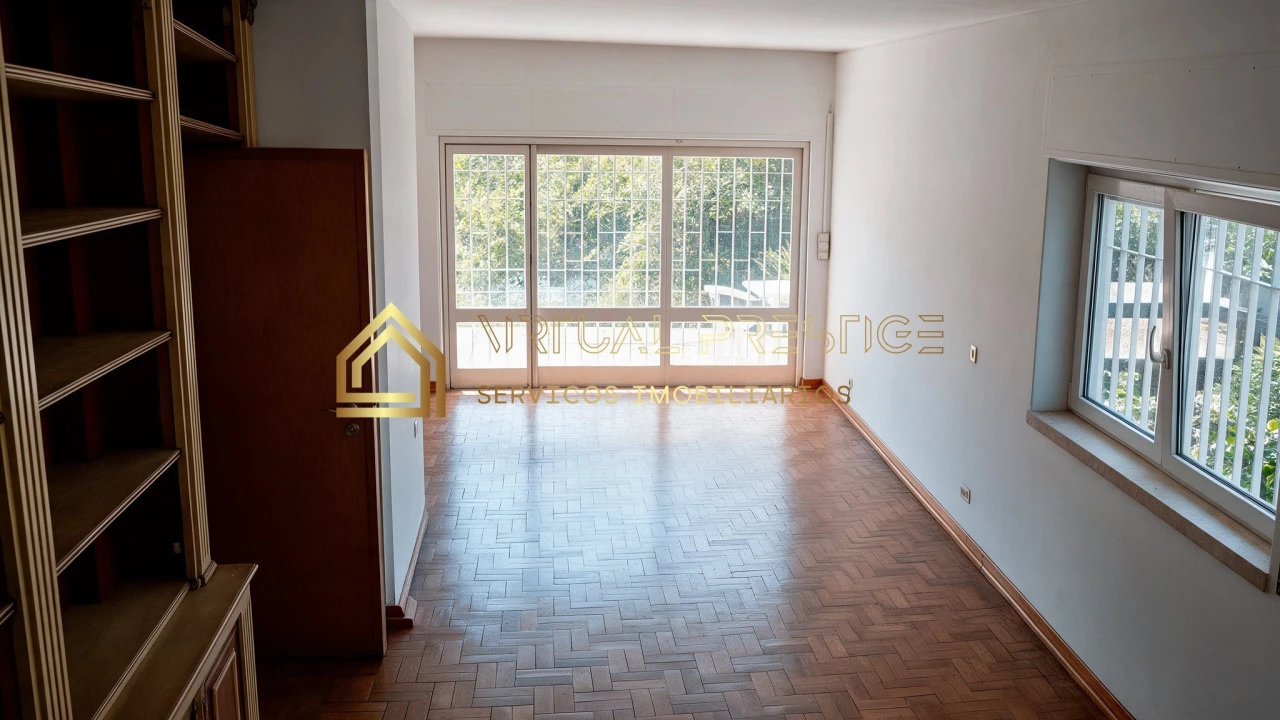 Moradia T6 para Venda em Oeiras e São Julião da Barra, Paço de Arcos e Caxias Foto 8