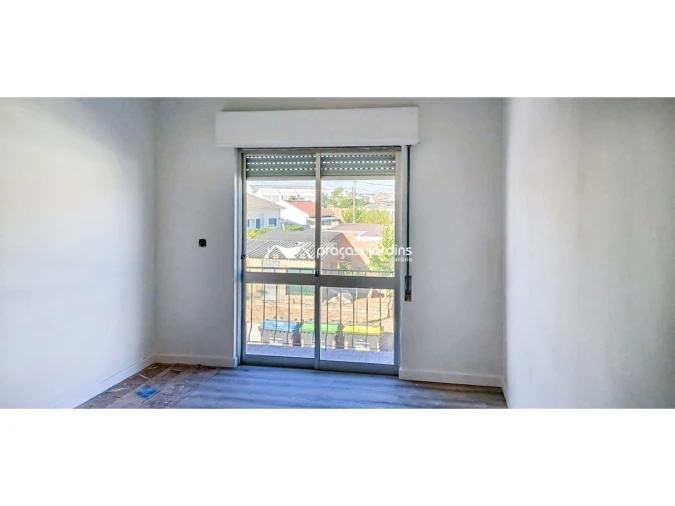 Apartamento T2 para Venda em Marinha Grande Foto 4