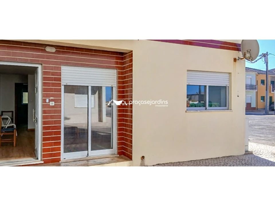 Apartamento T2 para Venda em Coimbrão Foto 1