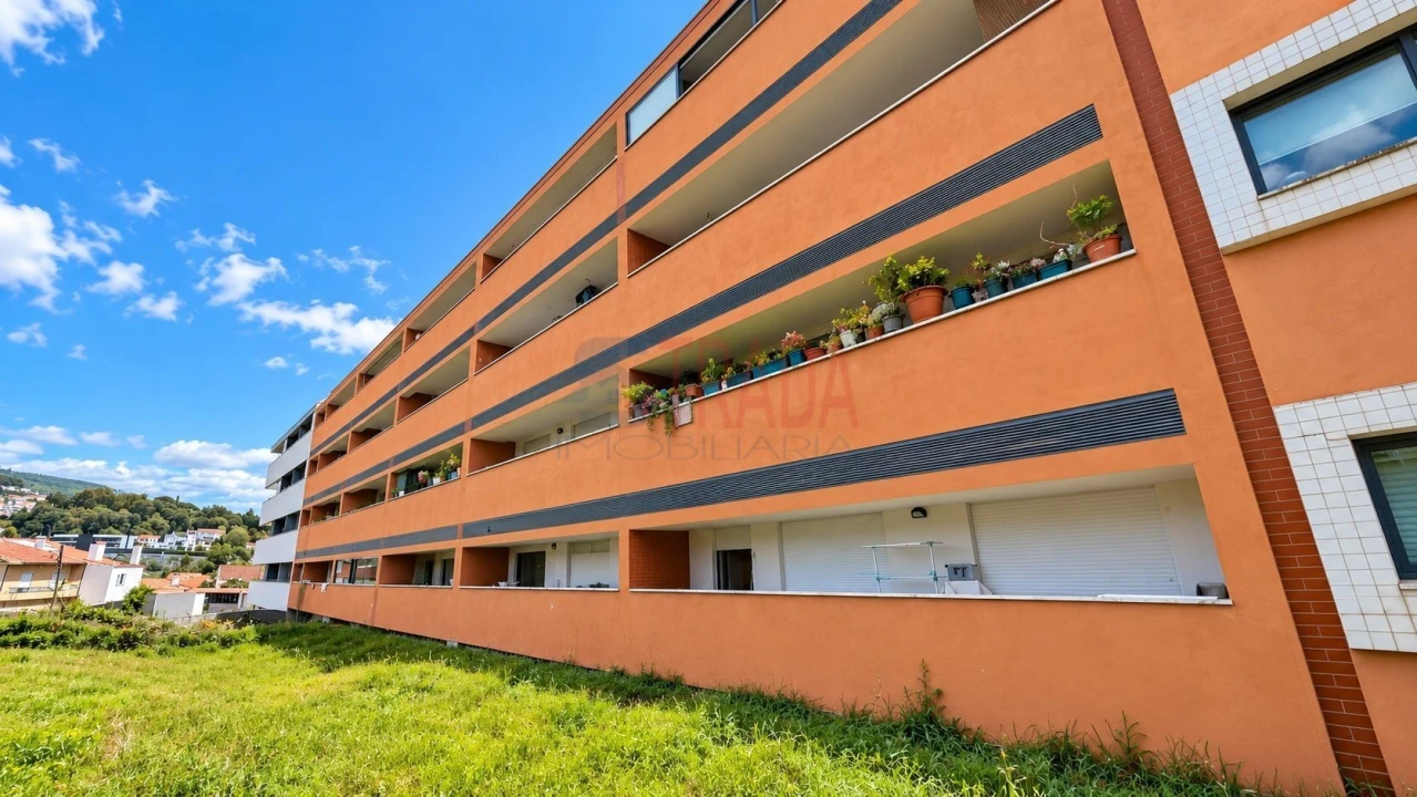 Apartamento T1 para Venda em Gualtar Foto 16