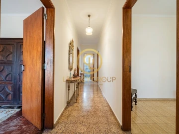 Moradia T2 para Venda em Loule (São Clemente)