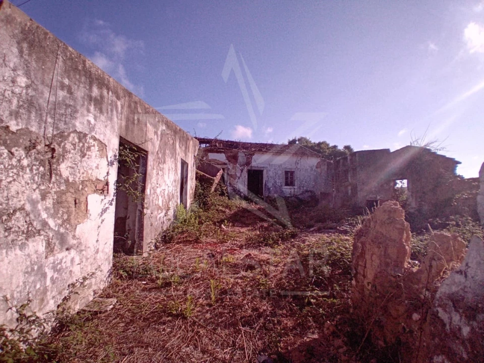 Moradia para Venda em Salir de Matos Foto 17