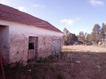 Moradia para Venda em Salir de Matos