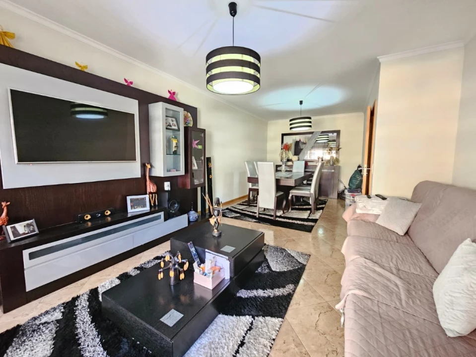 Apartamento T2 para Venda em Vila Nova de Famalicão e Calendário Foto 2