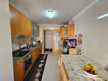 Apartamento T2 para Venda em Vila Nova de Famalicão e Calendário