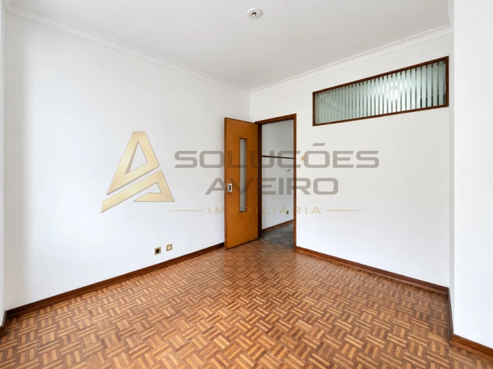 Apartamento T3 para Venda em Glória e Vera Cruz Foto 19