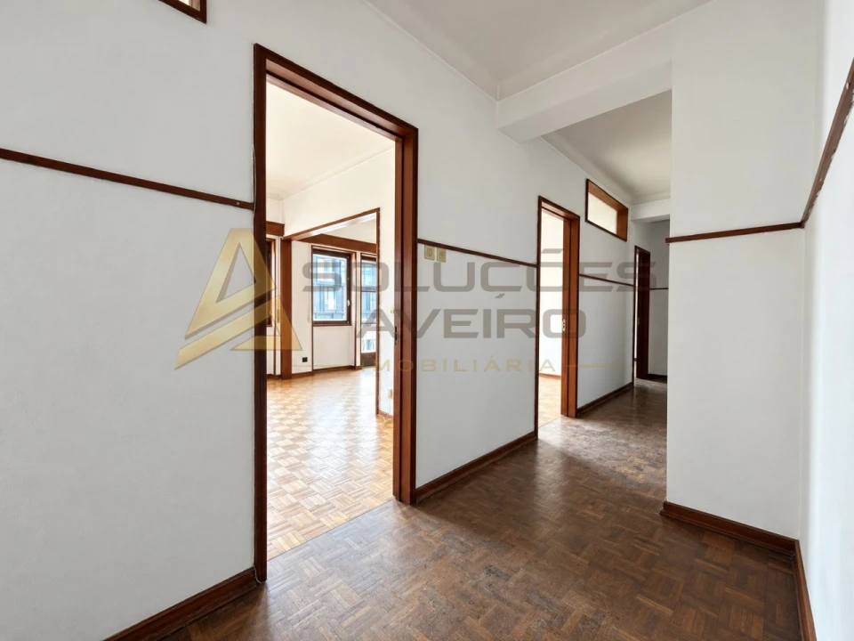 Apartamento T3 para Venda em Glória e Vera Cruz Foto 22
