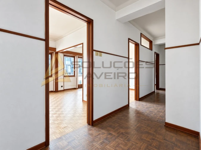 Apartamento T3 para Venda em Glória e Vera Cruz Foto 18