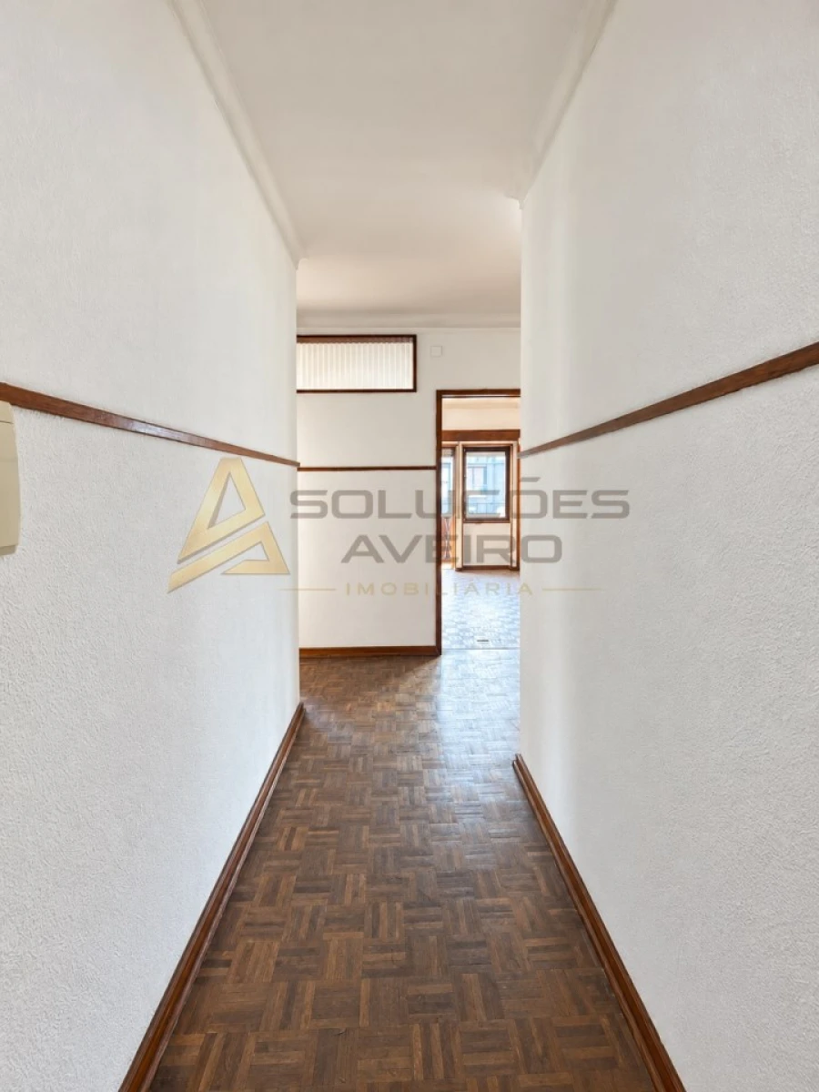 Apartamento T3 para Venda em Glória e Vera Cruz Foto 21
