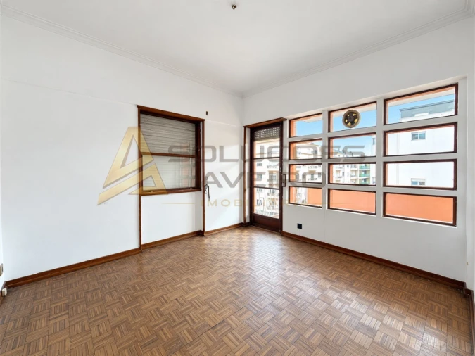 Apartamento T3 para Venda em Glória e Vera Cruz Foto 25