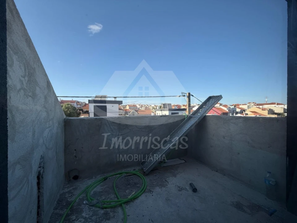 Moradia T3 para Venda em Santa Iria de Azoia, São João da Talha e Bobadela Foto 23