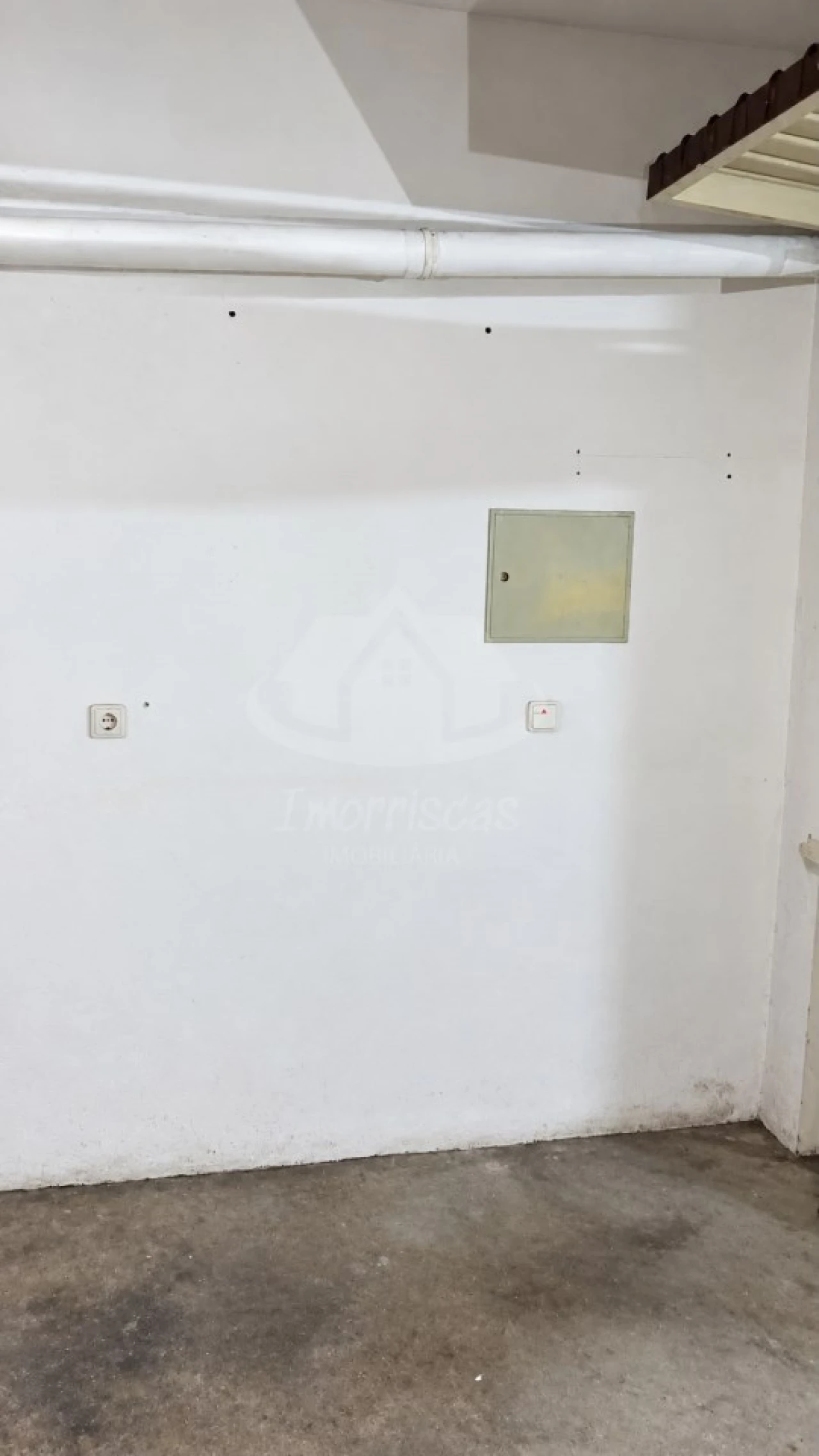 Garagem para Venda em Vialonga Foto 6