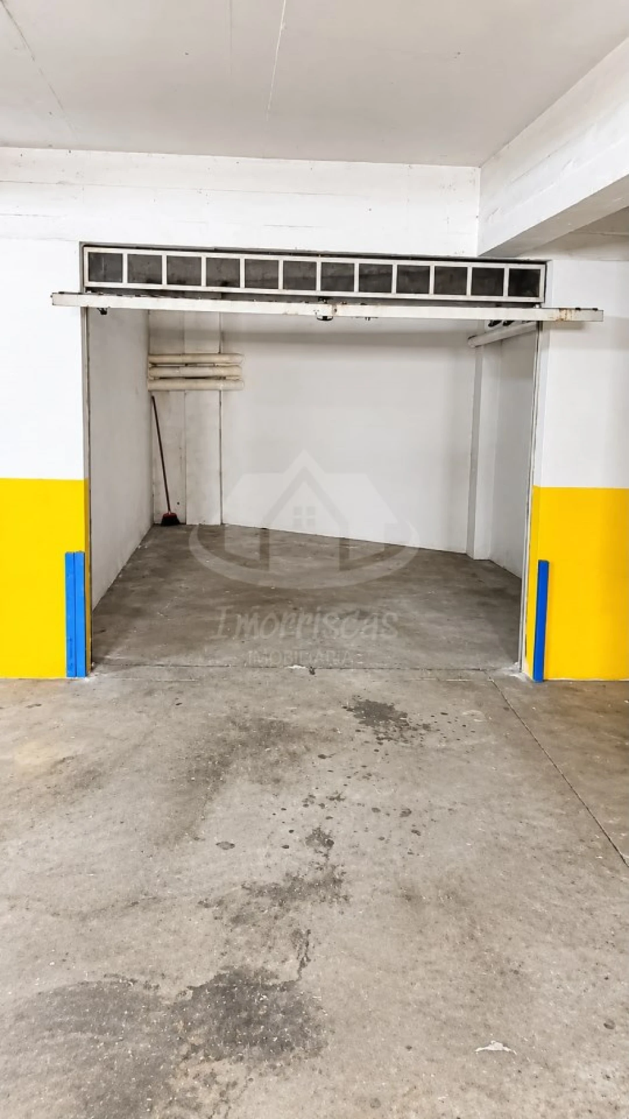 Garagem para Venda em Vialonga Foto 7