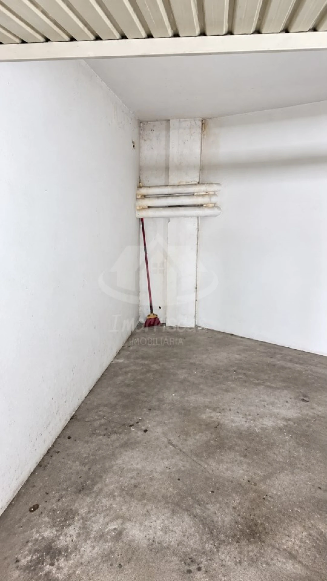 Garagem para Venda em Vialonga Foto 8