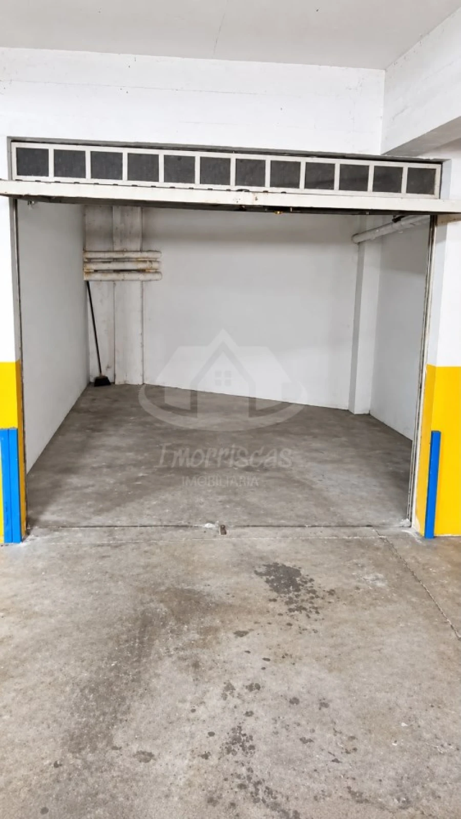 Garagem para Venda em Vialonga Foto 5