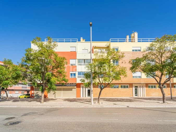 Apartamento T4 para Venda em Alto do Seixalinho, Santo André e Verderena Foto 46