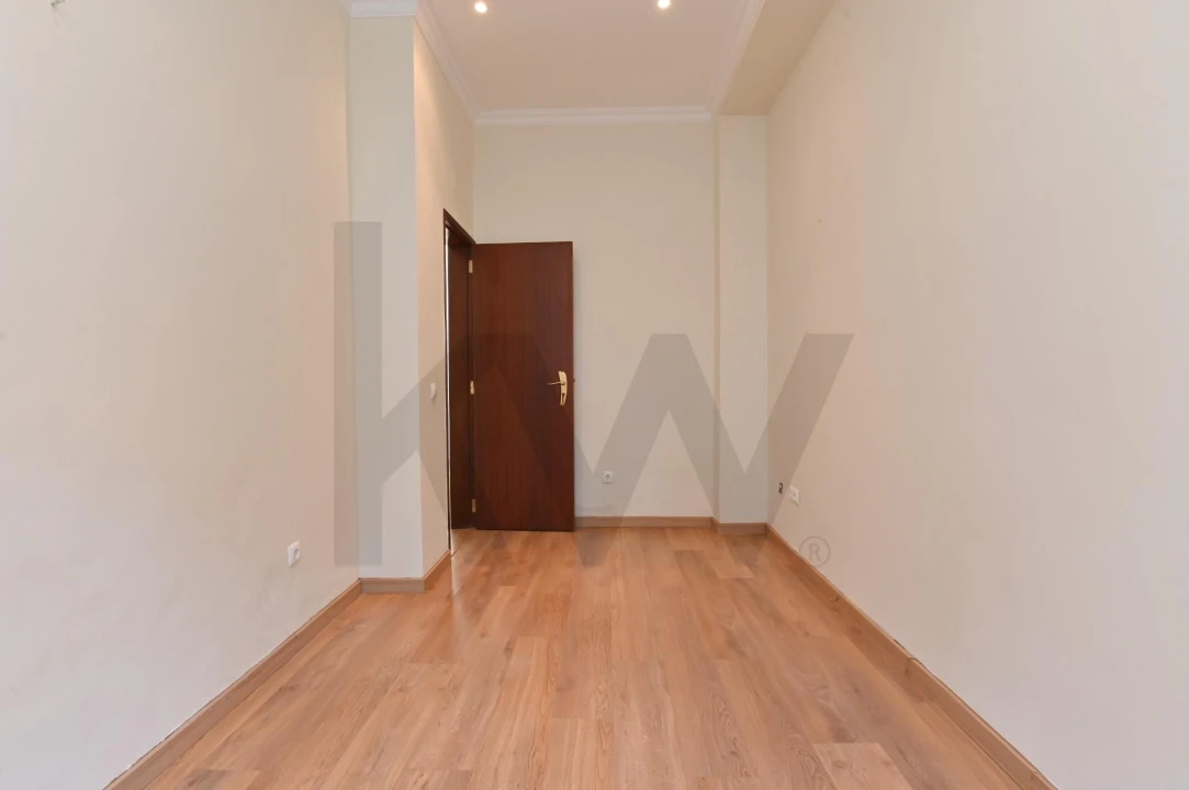 Apartamento T1 para Venda em Penha de França Foto 5