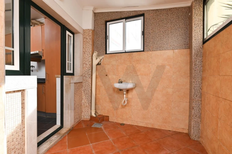 Apartamento T1 para Venda em Penha de França Foto 12