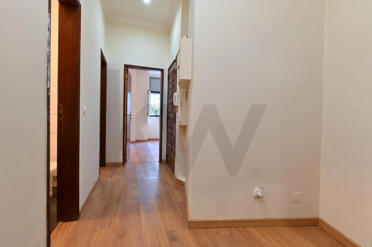 Apartamento T1 para Venda em Penha de França Foto 6