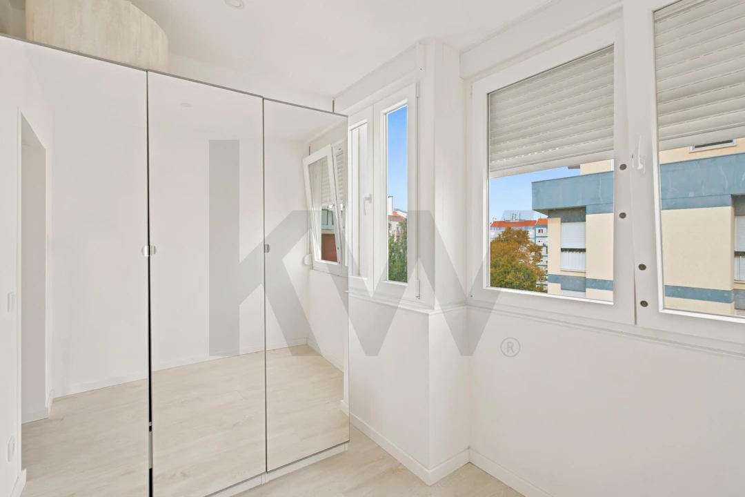Apartamento T2 para Venda em Algés, Linda-A-Velha e Cruz Quebrada-Dafundo Foto 19
