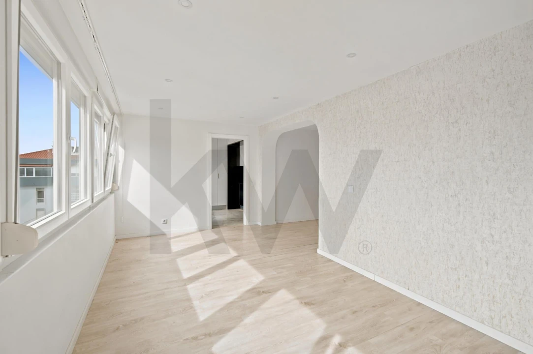 Apartamento T2 para Venda em Algés, Linda-A-Velha e Cruz Quebrada-Dafundo Foto 9