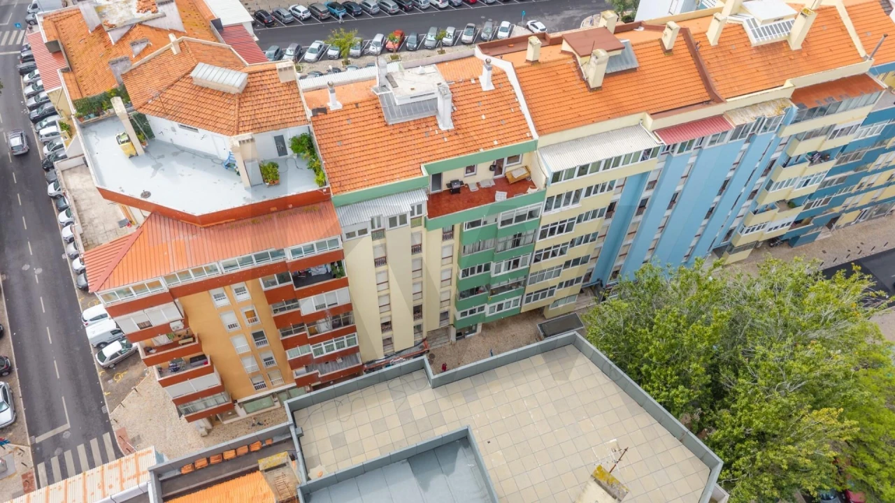 Apartamento T2 para Venda em Algés, Linda-A-Velha e Cruz Quebrada-Dafundo Foto 29