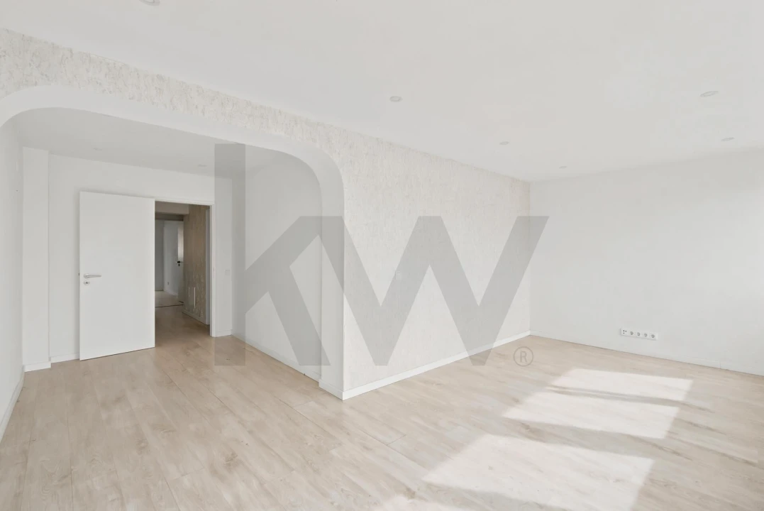 Apartamento T2 para Venda em Algés, Linda-A-Velha e Cruz Quebrada-Dafundo Foto 10