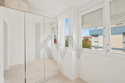 Apartamento T2 para Venda em Algés, Linda-A-Velha e Cruz Quebrada-Dafundo