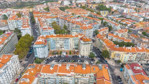Apartamento T2 para Venda em Algés, Linda-A-Velha e Cruz Quebrada-Dafundo