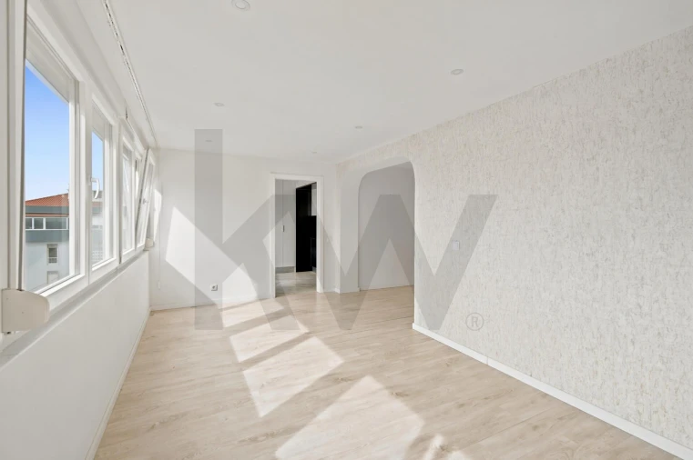 Apartamento T2 para Venda em Algés, Linda-A-Velha e Cruz Quebrada-Dafundo Foto 9