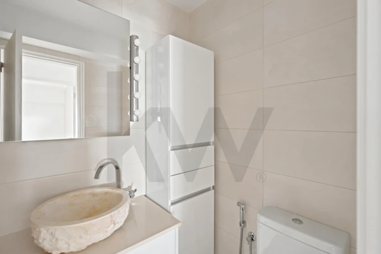 Apartamento T2 para Venda em Algés, Linda-A-Velha e Cruz Quebrada-Dafundo Foto 22