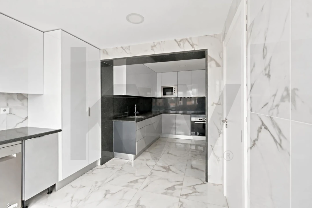 Apartamento T2 para Venda em Algés, Linda-A-Velha e Cruz Quebrada-Dafundo Foto 1