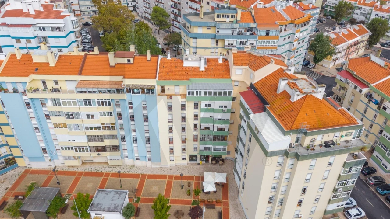 Apartamento T2 para Venda em Algés, Linda-A-Velha e Cruz Quebrada-Dafundo Foto 31