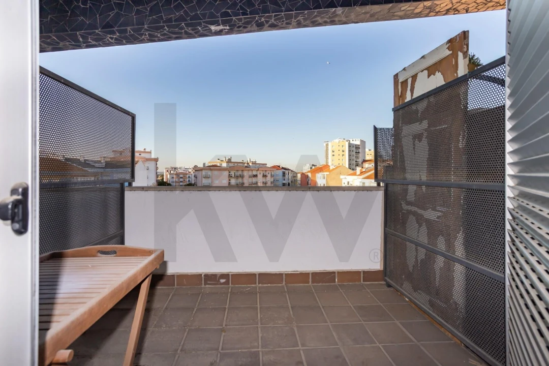 Apartamento T3 para Venda em Amora Foto 26
