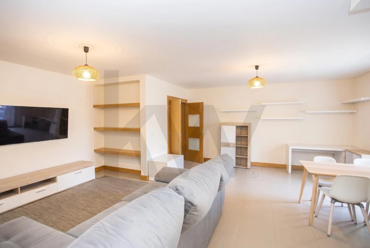 Apartamento T3 para Venda em Amora Foto 4