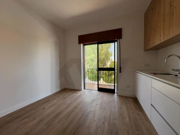 Apartamento T2 para Arrendamento em Cascais e Estoril
