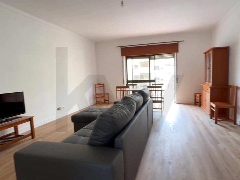 Apartamento T2 para Arrendamento em Cascais e Estoril Foto 2