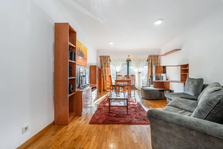 Apartamento T2 para Venda em Madalena Foto 8
