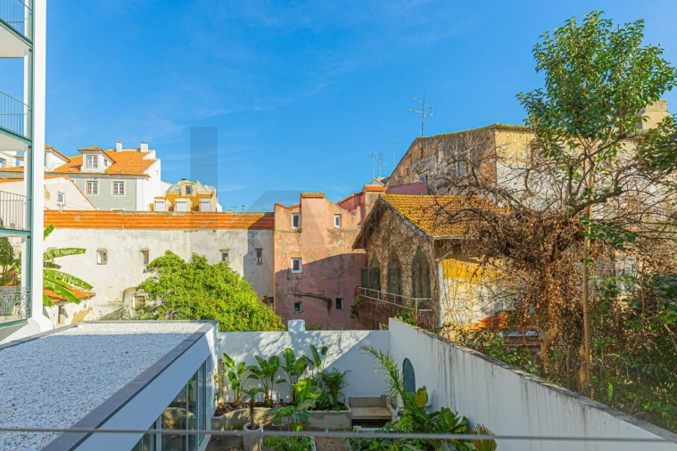Apartamento T4 para Arrendamento em Misericórdia Foto 15