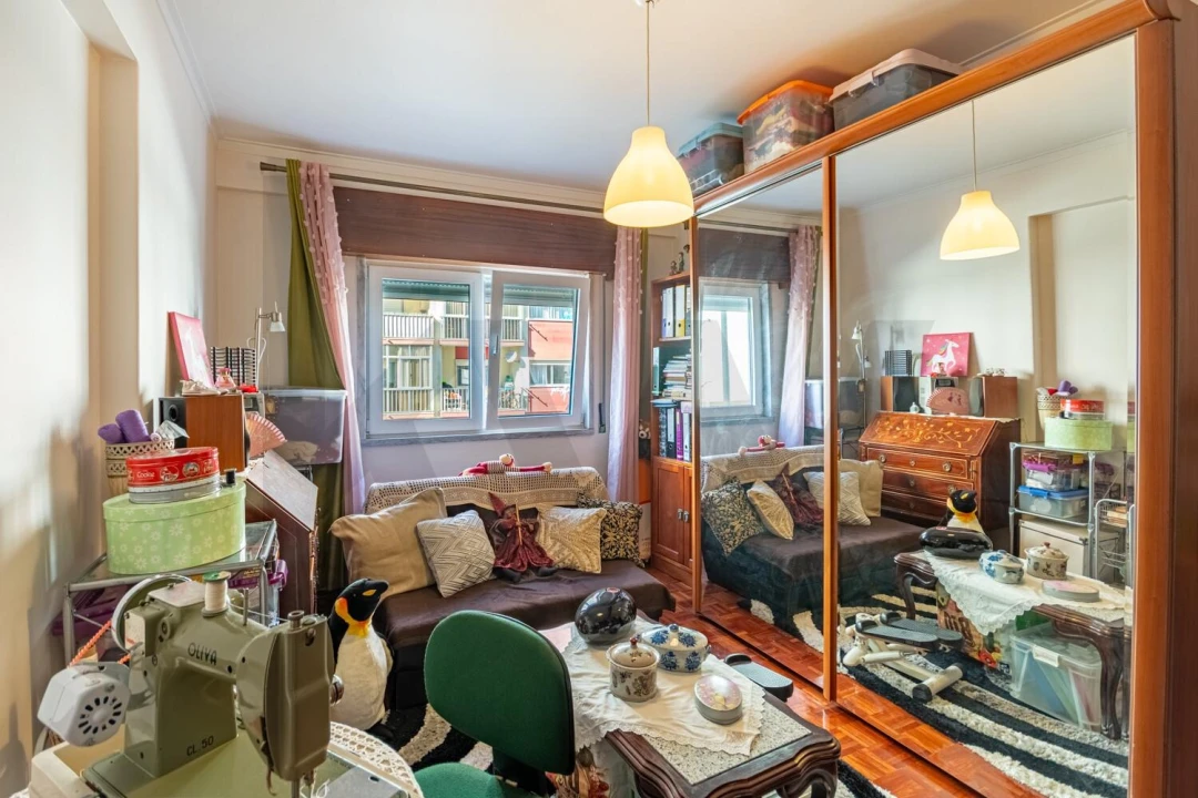 Apartamento T2 para Venda em Rio de Mouro Foto 15
