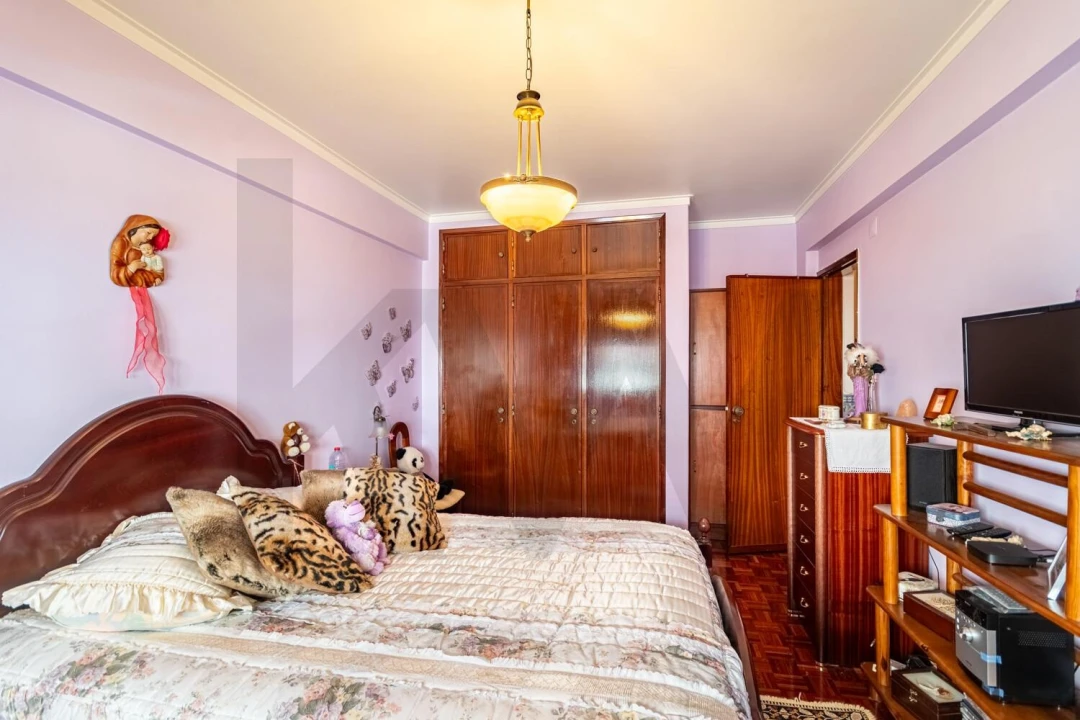 Apartamento T2 para Venda em Rio de Mouro Foto 14