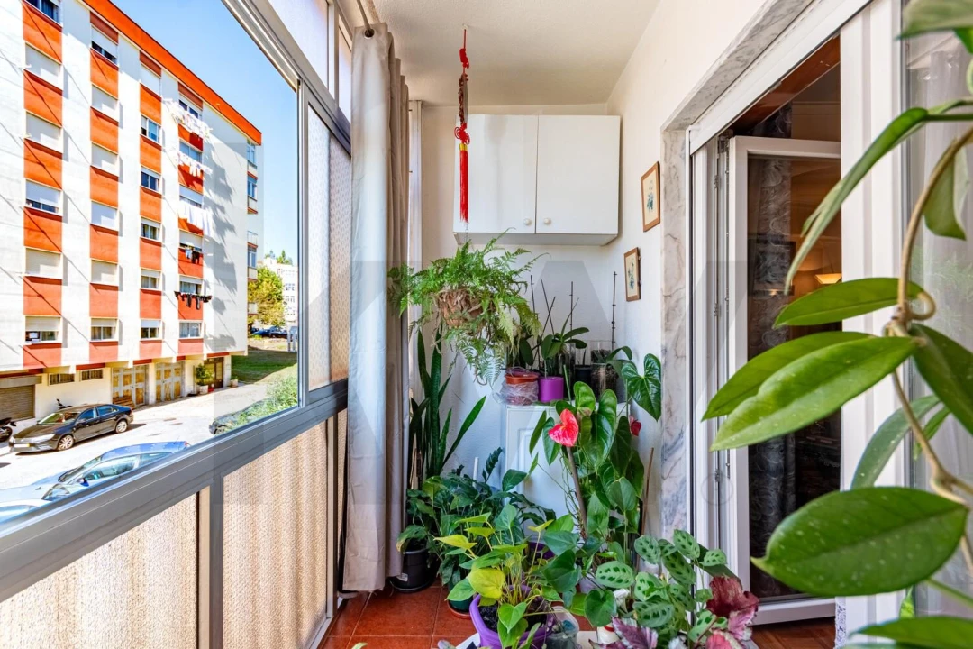 Apartamento T2 para Venda em Rio de Mouro Foto 5