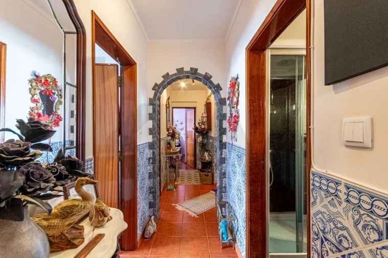 Apartamento T2 para Venda em Rio de Mouro Foto 7